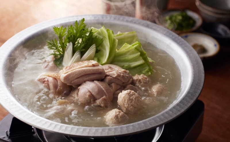 水炊き もつ鍋 福岡 華味鳥 水炊き&もつ鍋セット 各3～4人前 醤油味 鍋物 鍋料理 夕飯 晩御飯 食品 食べ物 グルメ 集まり ブランド鶏 ちゃんぽん麺付き 国産牛もつ
