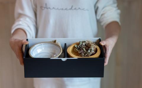 ペットフードボウル：白色