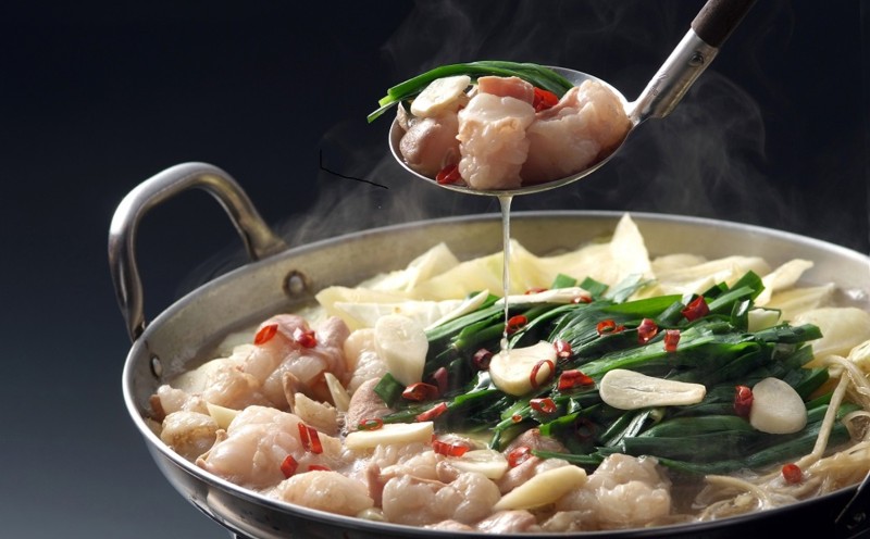 もつ鍋 福岡ブランド 博多特選もつ鍋(プリプリの国産牛小腸のみ使用 7～8人前・醤油味)