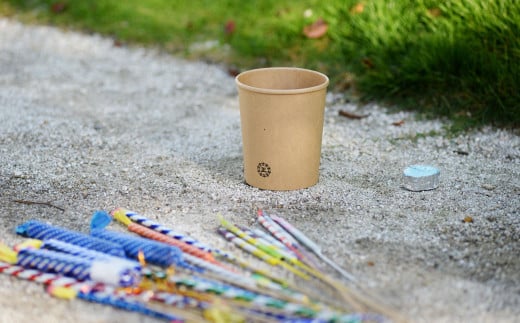 B30 高級 国産 お取り寄せ花火Ｂ 簡易バケツ 着火剤付き 花火 線香花火 お盆 キャンプ BBQ