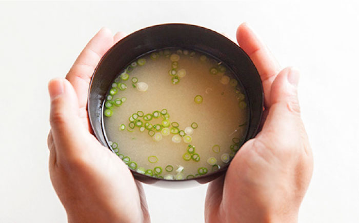 【全6回定期便】簡単お味噌汁17杯分！糸島鯛液みそ 1本（乾燥具材付）糸島市 / 糸島食品 調味料 味噌汁 真鯛 鯛 [ABE024]