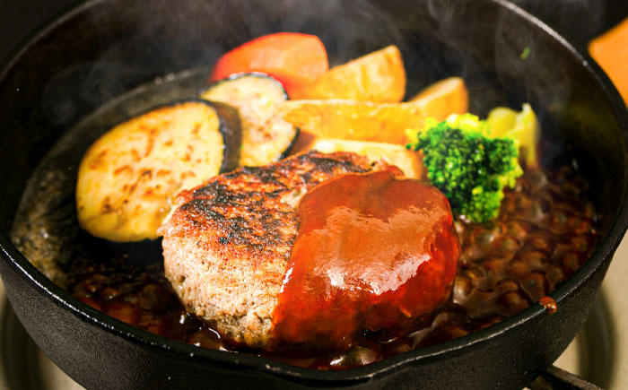 【全6回定期便】 博多和牛が 毎月2人前 届く！ 月替わり お楽しみ 定期便 （ハンバーグ / 肩ロース スライス / サーロイン ステーキ / カルビ / モモブロック / ヒレ ステーキ）  糸島市 / 幸栄物産 牛肉 セット 焼肉 すき焼き [ABH049]