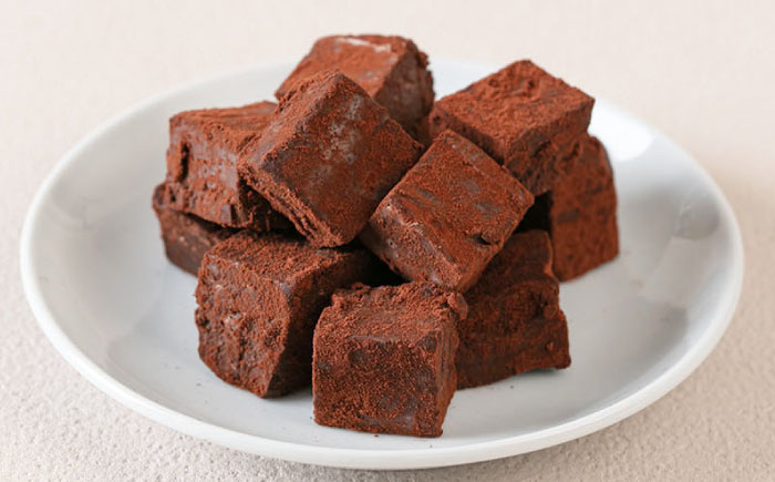 【豆腐を使った生チョコ】 とろりんちょ 2パック 糸島市 / イトオカシ。 [AHP007]