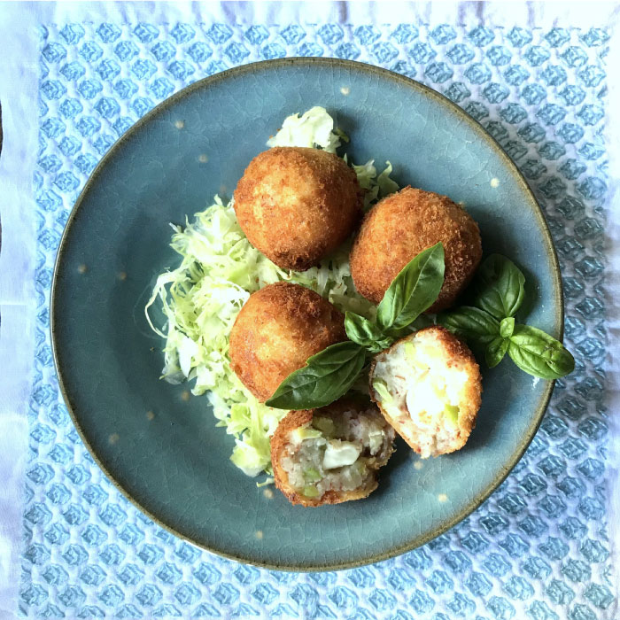 青磁水玉7寸鉢 5枚セット≪糸島≫【うつわと手仕事の店 研】器/陶器/食器/手作り/クラフト [ARD015]