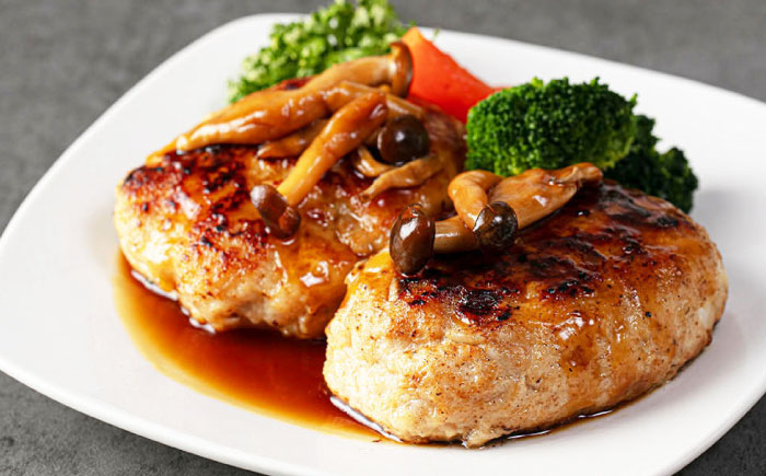 クローバーのとんバーグ 150g × 8個 糸島市 / 福岡マルシンフーズ / ハンバーグ 豚肉 [ASQ001]