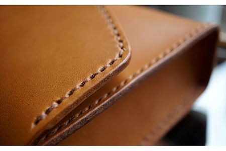 【経年変化を楽しむ本革製品】BOXショルダーバック ≪糸島≫【BLESS】クラフト/革製品/オリジナル/レザー/かばん [AAA022]