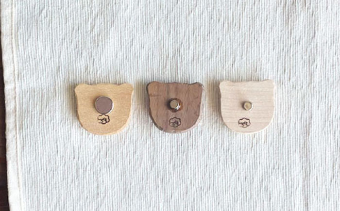 しろくまのマグネット 1点 手彫り 木製 糸島市 / しろくも工房【いとしまごころ】 [AEO013]