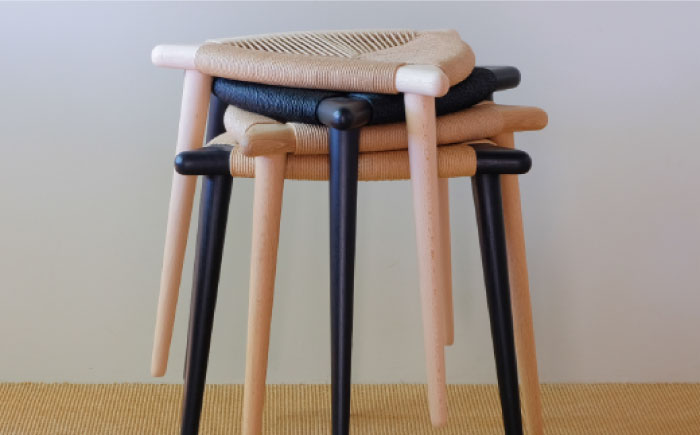 Three-legged Stool “BOW” 〈Oak x Natural〉 糸島市 / nomade design 椅子 クラフト [AIF012]