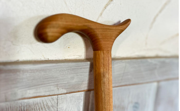 【身長に合わせてオーダーメイド】 木製 ステッキ 糸島市 / 工房はーべすと 杖 おしゃれ [AYA077]