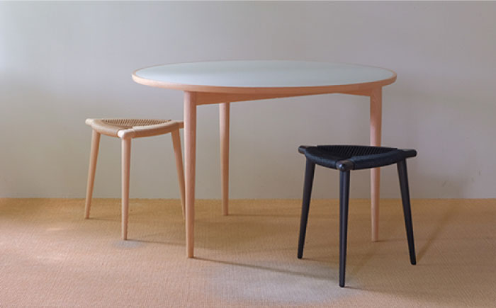 Three-legged Stool “BOW” 〈Beech x Natural〉 糸島市 / nomade design 椅子 クラフト [AIF015]