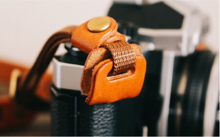 カメラ ストラップ A 10015（B） 糸島 / Duram Factory [AJE006] カメラストラップ 一眼レフ レザー 革 革製品 ギフト 贈答 おしゃれ かわいい 紐