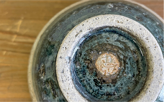 呉須刷毛目 飯碗 《 糸島 》【てびねり舎（鎌田 恵子）】【いとしまごころ】うつわ 食器 陶器 お椀 [ARZ002]