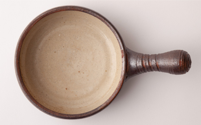 【年内発送】アヒージョ 鍋 小 （ 濃い茶 ） 《糸島》【窯元ろくろ /浅見大輔】食器 調理器具 直火 オーブン [AUJ002]【12/25入金分まで年内発送】