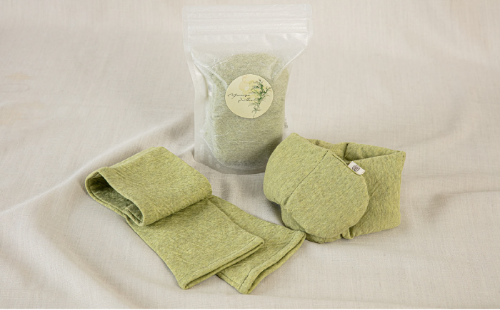8種の植物の蒸気で温める よもぎピロー/カバーセット（有機小豆玄米よもぎカイロ) 糸島市 / - suu - / 枕 ピロー ネックピロー よもぎ [ADQ011]