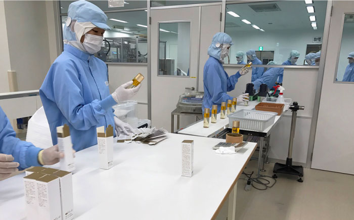 【全6回定期便】オールインワンオイルインセラム [AHJ009]