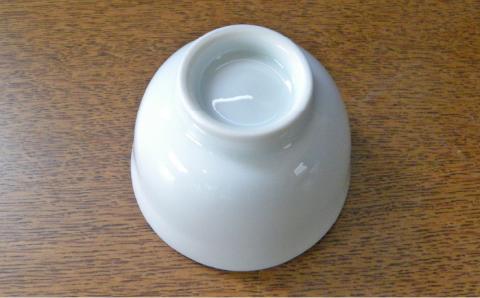 有田焼 白磁酒器セット 徳利 猪口 伊都桃山窯 福岡県糸島市 陶磁器 クラフト 伝統 工芸 [AKB025]