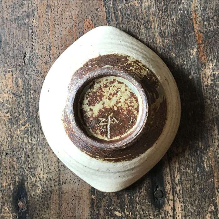 [受注生産/たわみ豆小鉢5個セット]アイボリー/アイアンブラック≪糸島≫【うつわと手仕事の店 研】器/陶器/食器/手作り/クラフト [ARD011]