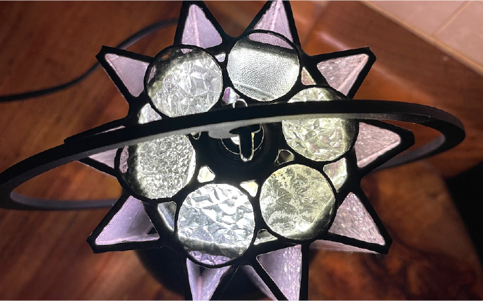 【ステンドグラスのある暮らし】星吊り台＜ウェーブGグラス工房＞那珂川市 ステンドグラス 雑貨 インテリア [GAW016]