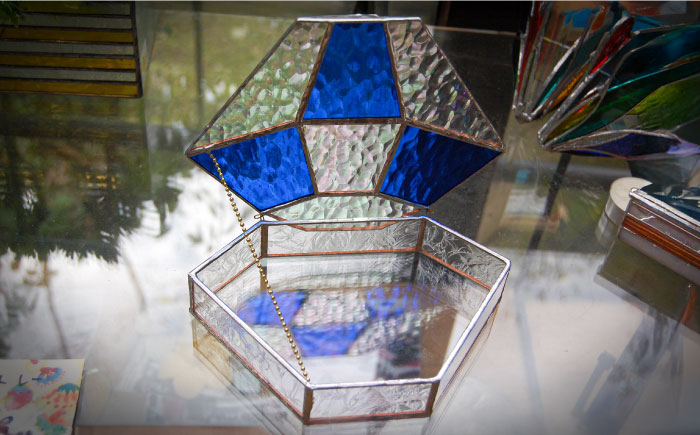 【ステンドグラスのある暮らし】ダイヤモンド（コーヒーフィルターケース）＜ウェーブGグラス工房＞那珂川市 [GAW028]