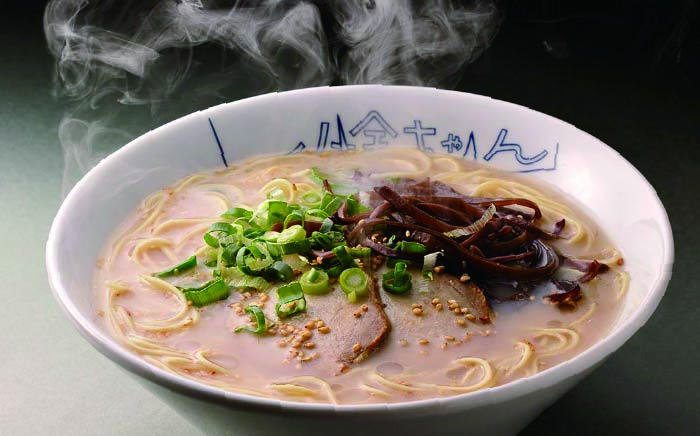 【全12回定期便】博多屋台 小金ちゃん とんこつラーメン 16人前（2人前×8袋）＜株式会社フーデリジェンス＞那珂川市 豚骨ラーメン [GBT008]