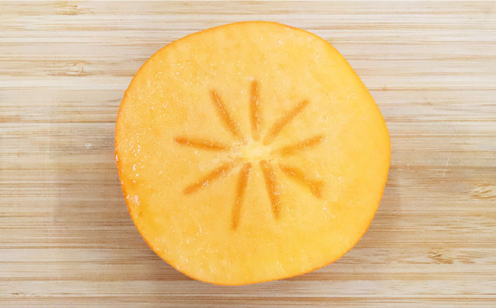 【2026年10月以降発送】福岡より直送！ 種がほとんどない新ブランド 柿 秋王 約1.5kg＜一般社団法人地域商社ふるさぽ＞那珂川市 [GBX008]