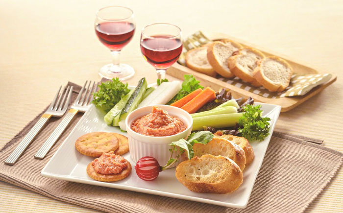 【年内発送】博多辛子めんたい粉(40g入×2袋)かねふく明太子使用 明太ふりかけ＜株式会社E2C＞那珂川市 [GEO014]