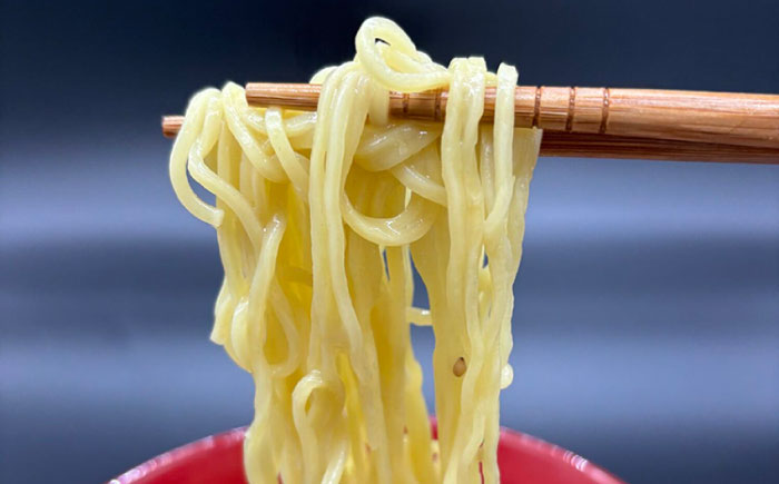 【化粧箱入り】福岡県産ラー麦100％使用！！博多グルメ代表とんこつラーメン（20食分）＜株式会社BeerO’Clock＞那珂川市 豚骨ラーメン [GES008]