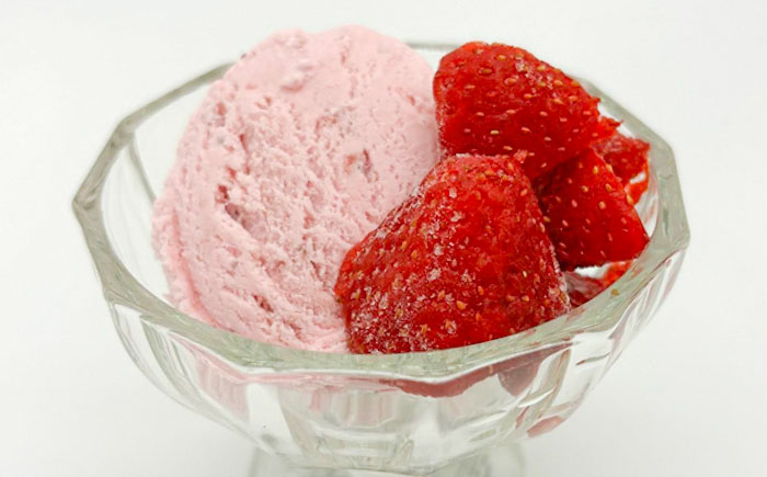 【福岡スイーツ自然の贈り物】かわいい化粧箱入り！！福岡県産 冷凍 あまおう合計1kg（500g×2袋）＜株式会社BeerO’Clock＞那珂川市 [GES009]