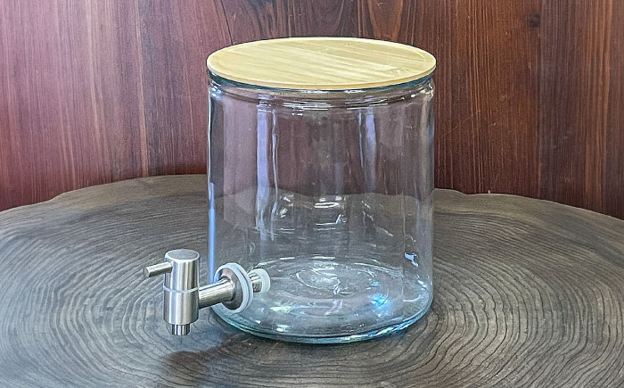 【那珂川市産ひのき使用】　「木製八角形サーバーHINOKI」(文字入れ可)＜植木林業株式会社＞那珂川市 [GEZ001]