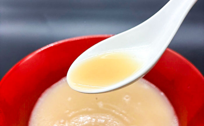 【化粧箱入り】福岡県産ラー麦100％使用！！博多グルメ代表とんこつラーメン（20食分）＜株式会社BeerO’Clock＞那珂川市 豚骨ラーメン [GES008]