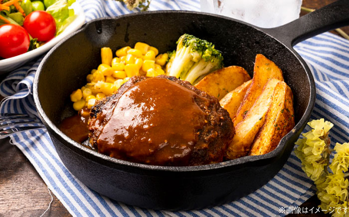 【全12回定期便】【溢れる肉汁！】お肉屋さんの手ごね 特上 ハンバーグ 10個＜株式会社MEAT PLUS＞那珂川市 肉 牛肉 黒毛和牛 [GBW063]