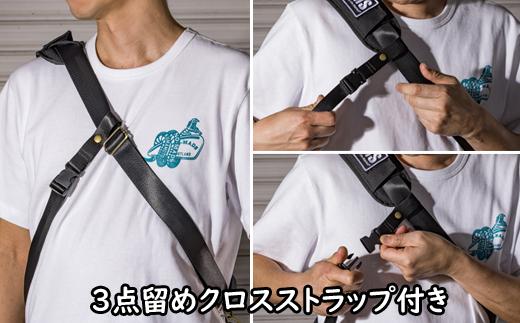 ダイヤステッチが魅せる、立体感と重厚感DLMSヘルメットバッグ WZ016