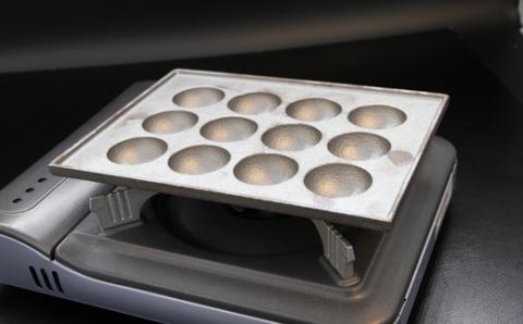 ［ 楠原製作所 ］ IH 対応 鋳鉄 製 たこ焼き プレート KH001-1