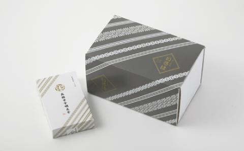 AH045.博多味処「いろは」の冷凍水炊き（１～２人前）＆明太子１００グラムセット