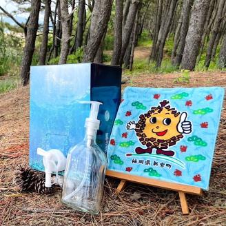 FC003.新宮町進化したまつぼっくり洗剤3kgBOX化粧箱入（専用びん付）