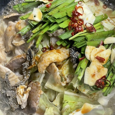 刺し2種【センマイ、ミノ】＆国産牛ホルモン鍋セット 約250g×1パック(1パック2～3人前)【配送不可地域：離島】