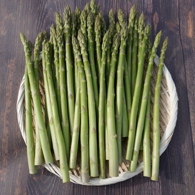 採れたて直送自社農園のアスパラガス1.5kg(Mサイズ)【配送不可地域：離島】