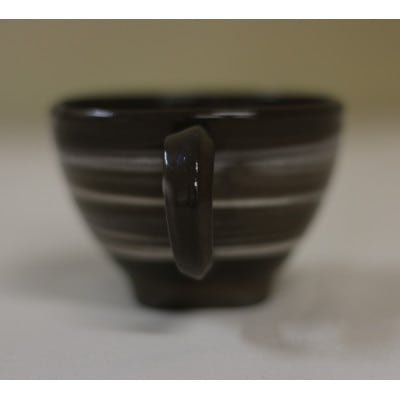 刷毛目赤土三角カップ