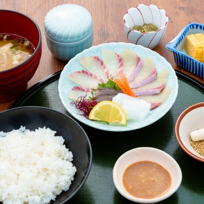 ぶどうの樹　海辺の鮨宿八幡屋ペア宿泊券(一泊朝食付プラン)曜日利用限定