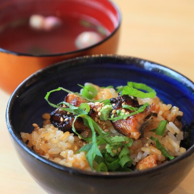 九州産うなぎ蒲焼1尾 秘伝つゆだくタレ付 老舗鮮魚店の味(岡垣町)【配送不可地域：離島】