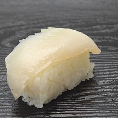 岡垣町波津漁港　お刺身用ヤリイカ(剣先イカ)4～6杯で合計700g【訳あり】(岡垣町)【配送不可地域：離島】