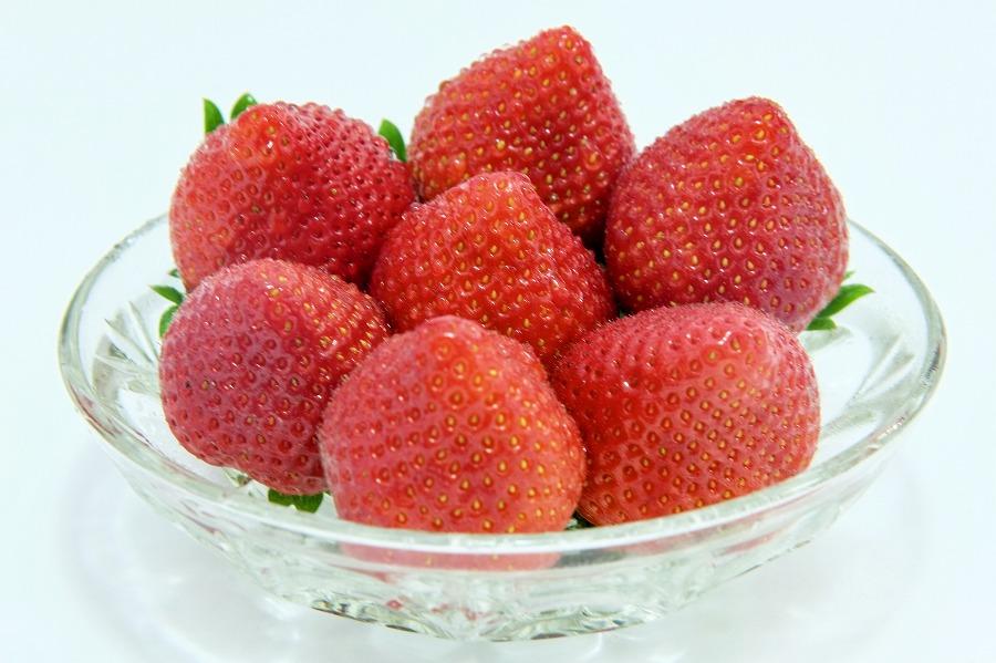 福岡県産あまおう(いちご)　1kg（250g×4パック）