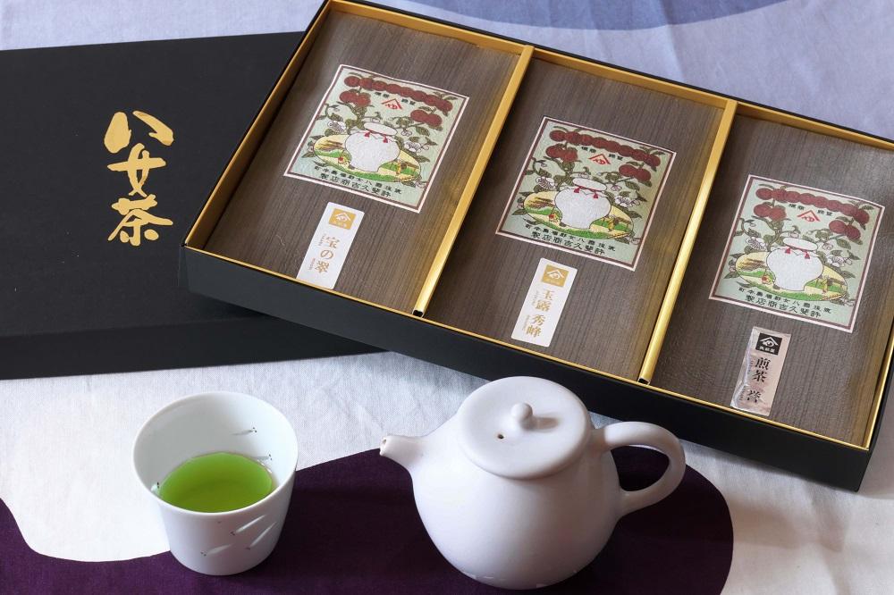 許斐本家14代目おススメの特撰玉露と特撰煎茶、特上煎茶の化粧箱入り３本詰合せ【八女茶老舗　創業300年余】（ギフト対応）