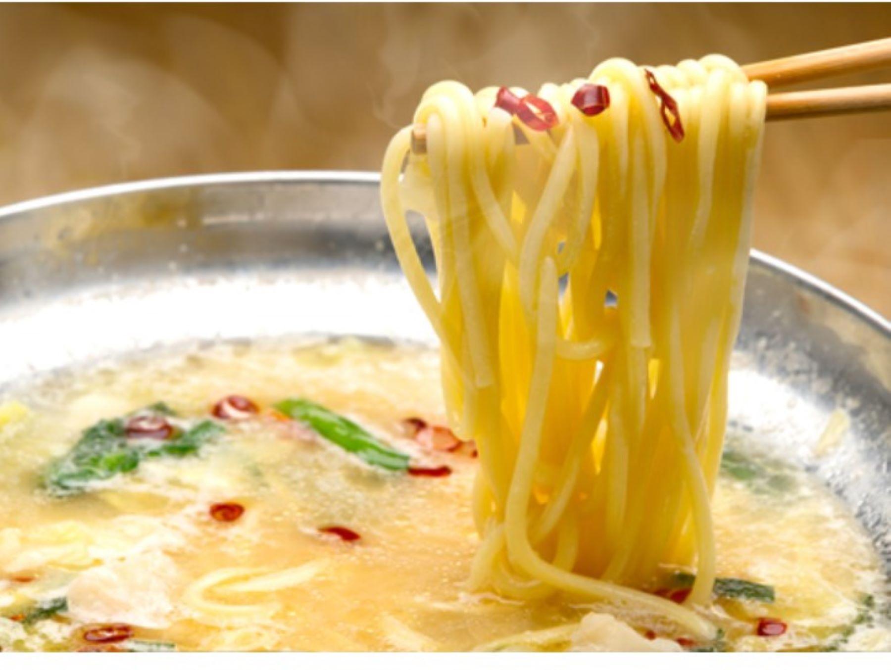 黄金のだしぽん酢で食べる。厳選国産牛博多もつ鍋パーティーセット醤油味(8～12人前)