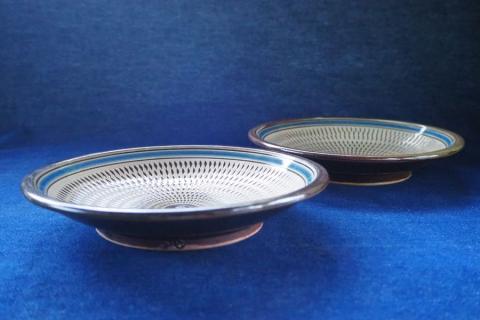 H37 小石原焼呉須帯飛鉋六寸皿2枚セット(金丸窯)直径約18cm