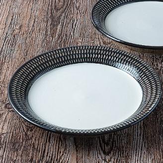 AA30 小石原焼　カネハ窯　飛び鉋プレート【大】(黒×白ツヤ)