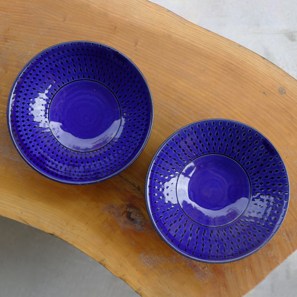 C15 【小石原焼 まるた窯】深鉢２枚セット（瑠璃釉）