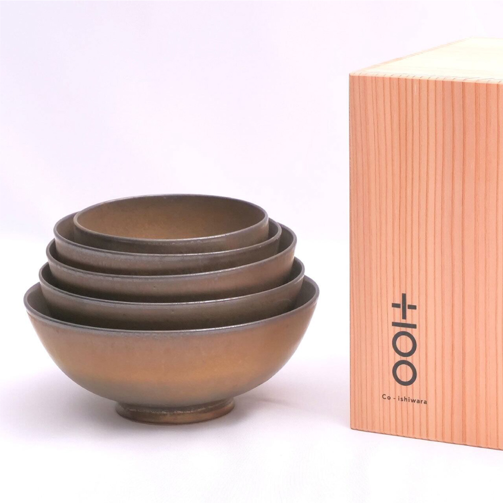 FR22 百碗 金釉 (髙取焼宗家)