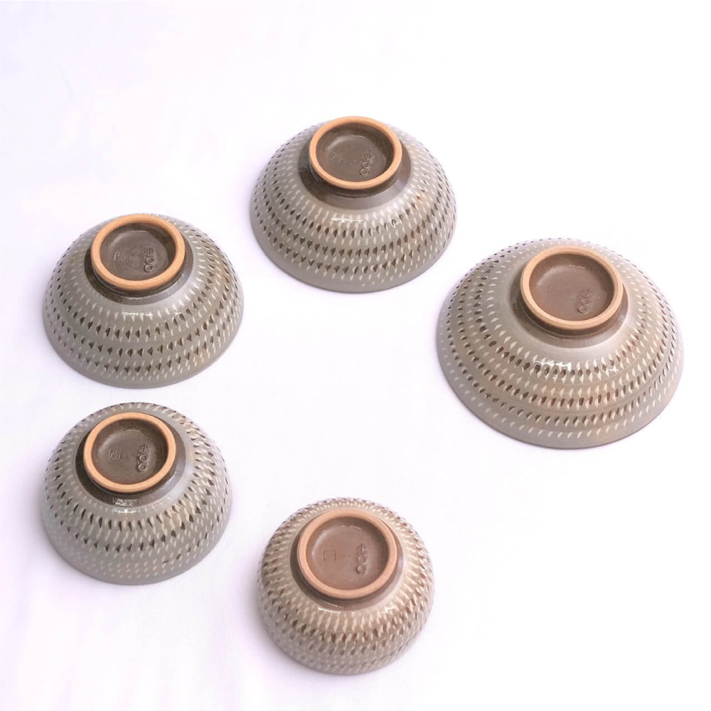 FR16 百碗 灰釉飛鉋 (蔵人窯)