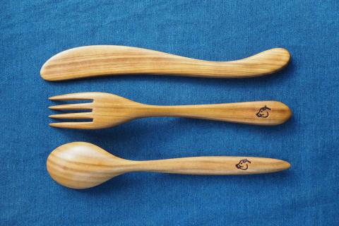 H3 東峰木人作-山桜のスプーン・フォーク・ナイフの3点セット